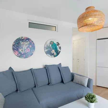 Apartment Flipper View *